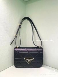 Picture of Prada Lady Handbags _SKUfw148699677fw